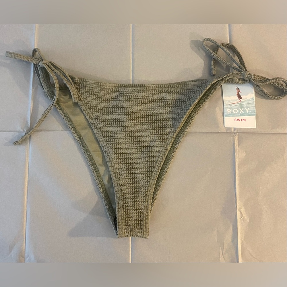 NEW…ROXY Essaouira Tie-Side Bikini Bottom - Picture 2 of 5